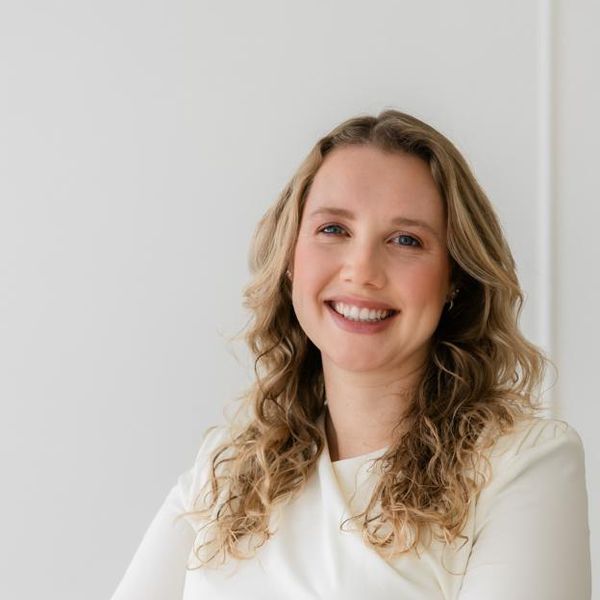 Debra Bekker, advocaat en verpleegkundige